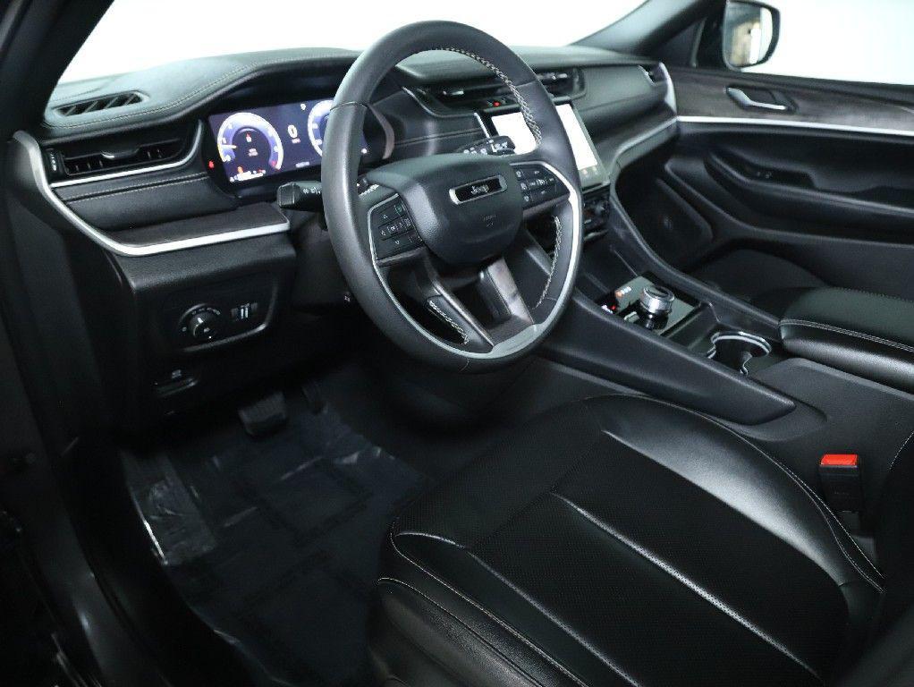used 2024 Jeep Grand Cherokee L car, priced at $35,854