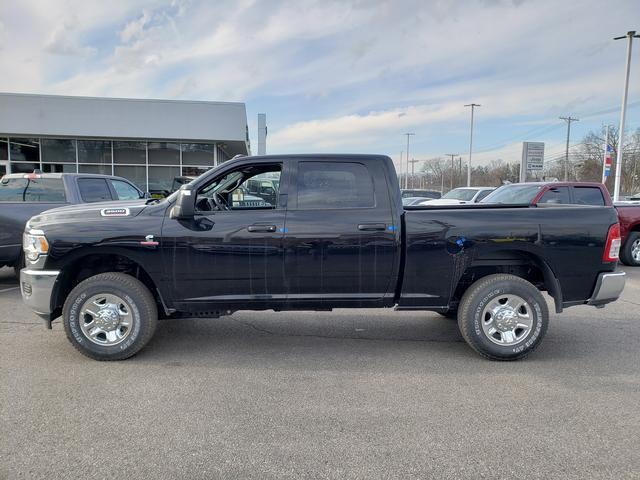 new 2024 Ram 3500 car, priced at $62,613