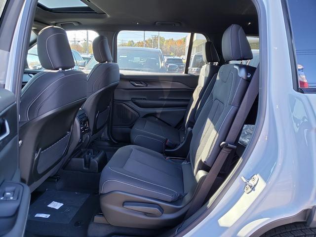 new 2025 Jeep Grand Cherokee L car, priced at $35,488