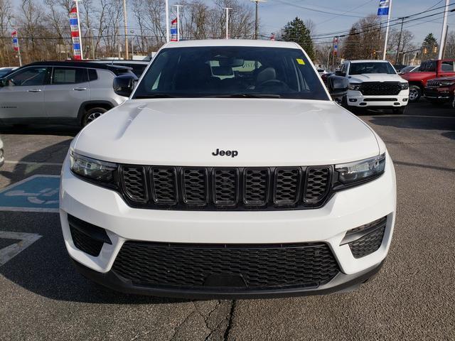 new 2024 Jeep Grand Cherokee car, priced at $41,580