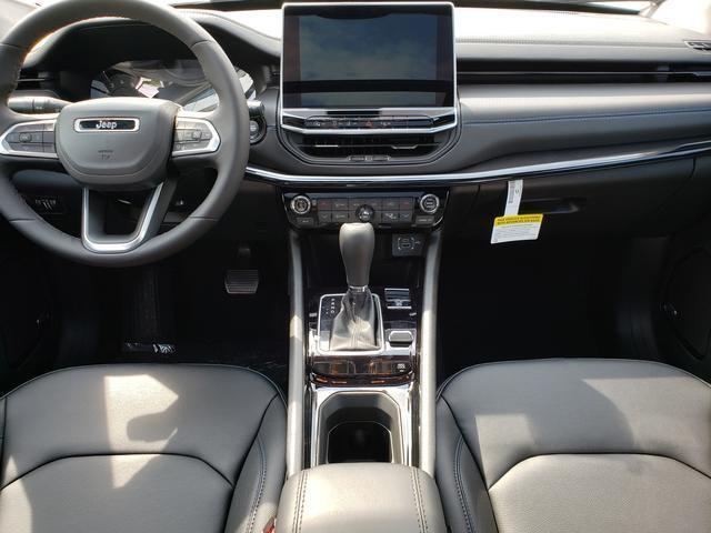 new 2025 Jeep Compass car, priced at $36,220