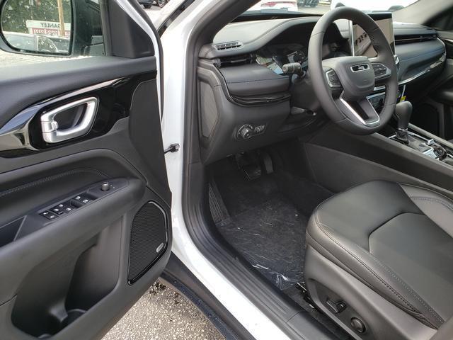 new 2025 Jeep Compass car, priced at $36,220