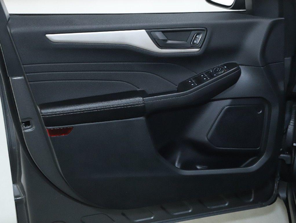 used 2022 Ford Escape car, priced at $19,893