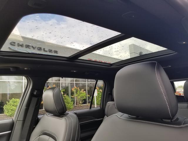 new 2025 Jeep Grand Cherokee L car, priced at $51,442