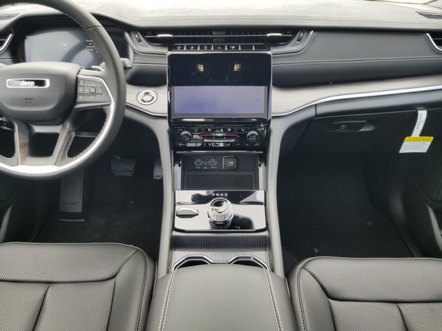 new 2025 Jeep Grand Cherokee L car, priced at $51,442