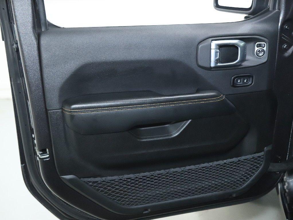 used 2025 Jeep Wrangler car, priced at $39,998