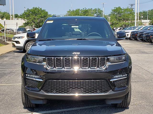 new 2025 Jeep Grand Cherokee car, priced at $44,388