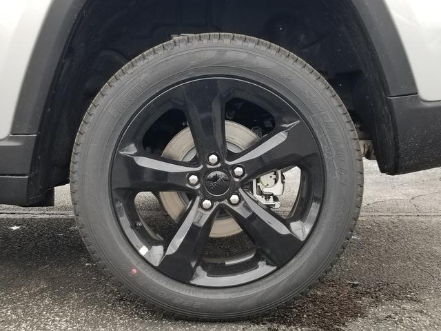 new 2025 Jeep Grand Cherokee car, priced at $45,331