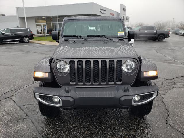 new 2023 Jeep Gladiator car, priced at $42,928