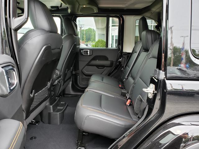new 2025 Jeep Wrangler car, priced at $49,204