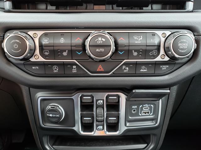 new 2025 Jeep Wrangler car, priced at $49,204