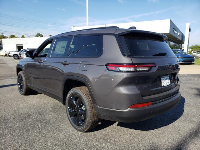 new 2024 Jeep Grand Cherokee L car, priced at $42,944