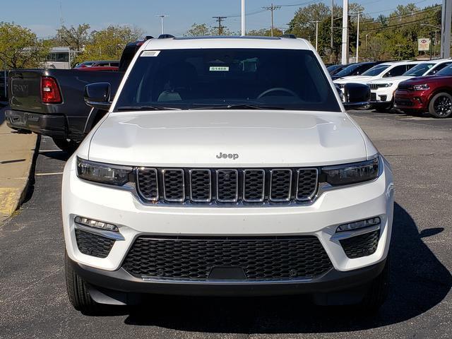new 2025 Jeep Grand Cherokee car, priced at $43,977