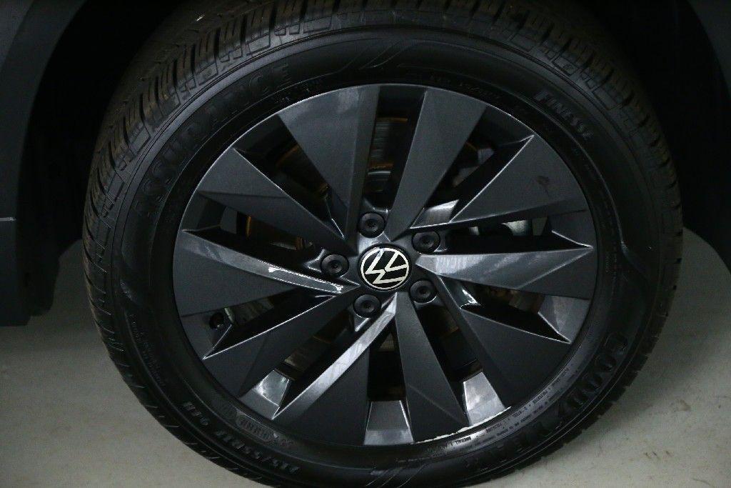 used 2024 Volkswagen Taos car, priced at $21,387