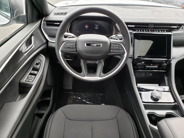 new 2025 Jeep Grand Cherokee L car, priced at $35,488