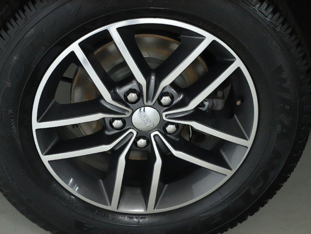 used 2018 Jeep Grand Cherokee car, priced at $17,718