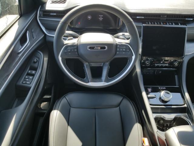 new 2025 Jeep Grand Cherokee L car, priced at $44,629