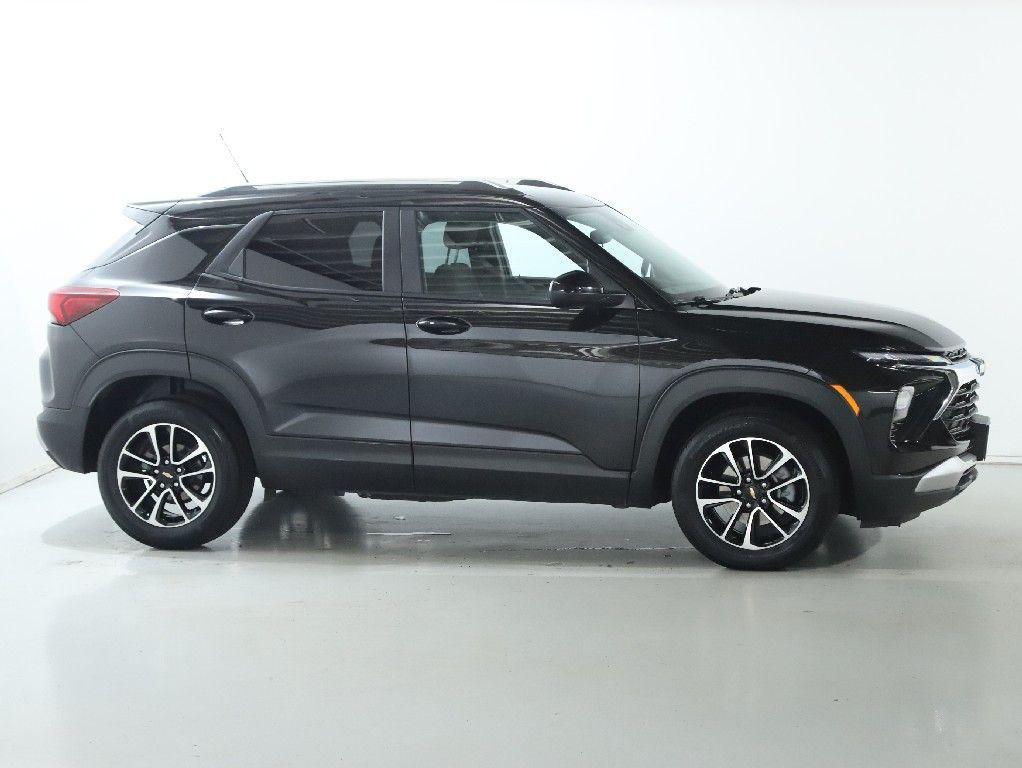 used 2025 Chevrolet TrailBlazer car, priced at $24,650