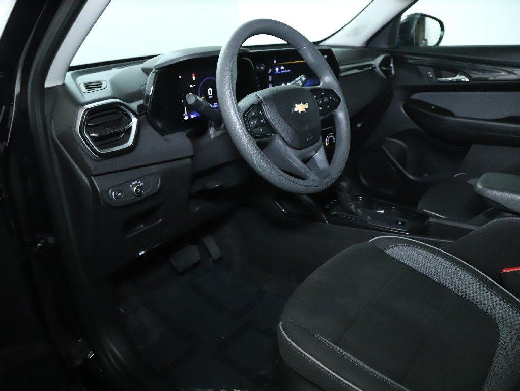 used 2025 Chevrolet TrailBlazer car, priced at $24,650