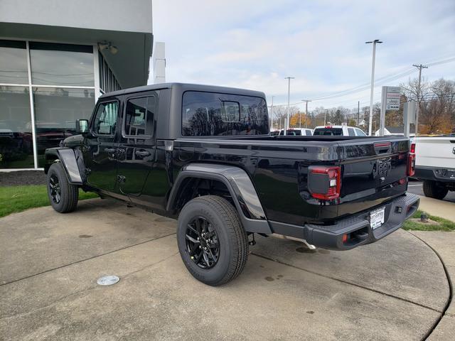 new 2023 Jeep Gladiator car, priced at $42,981