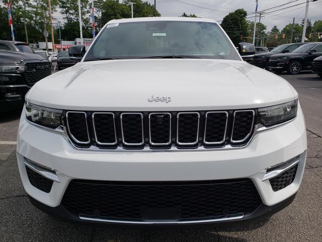 new 2024 Jeep Grand Cherokee car, priced at $44,743