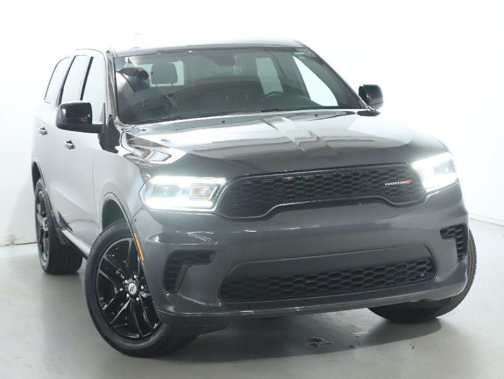 used 2025 Dodge Durango car, priced at $35,356