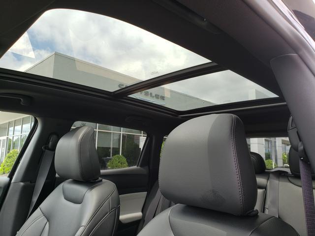 new 2025 Jeep Compass car, priced at $35,163