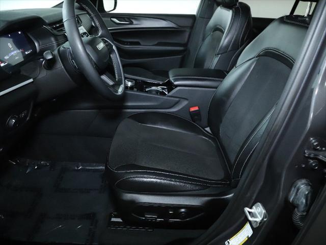 used 2023 Jeep Grand Cherokee car, priced at $32,991