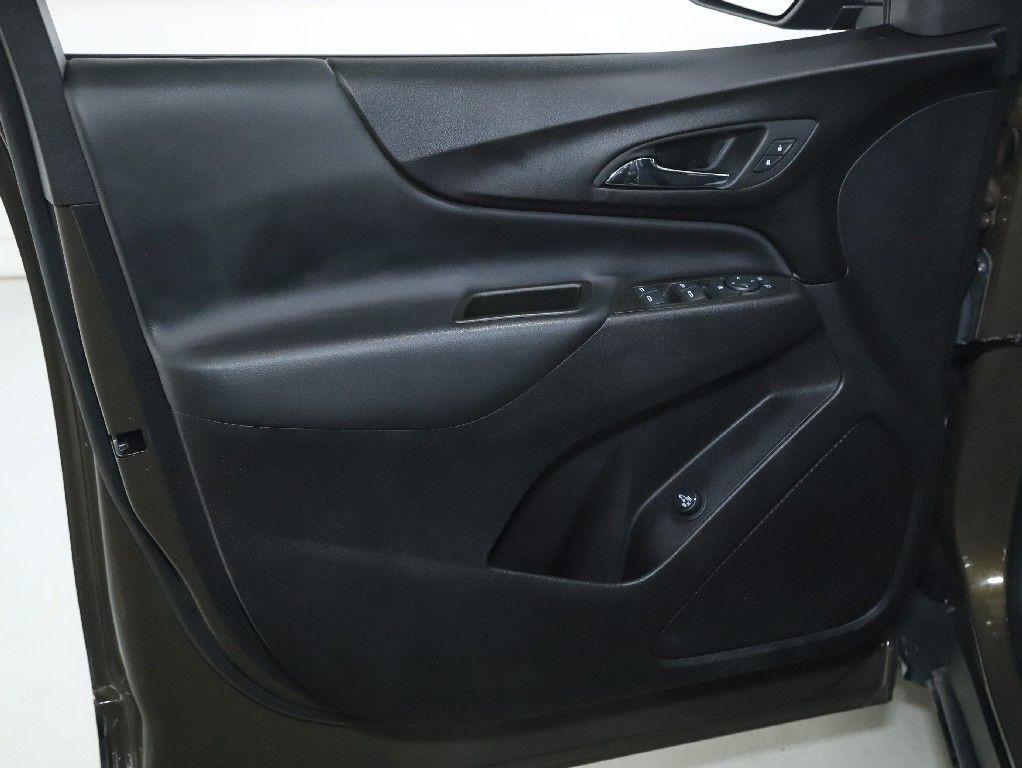 used 2024 Chevrolet Equinox car, priced at $19,986