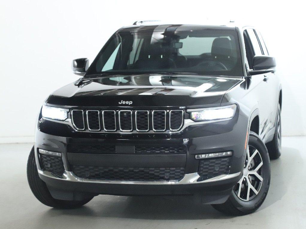 used 2024 Jeep Grand Cherokee L car, priced at $34,825