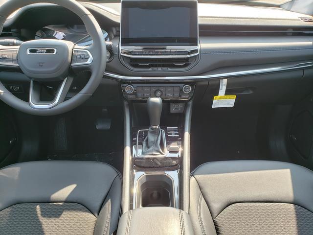 new 2025 Jeep Compass car, priced at $31,212