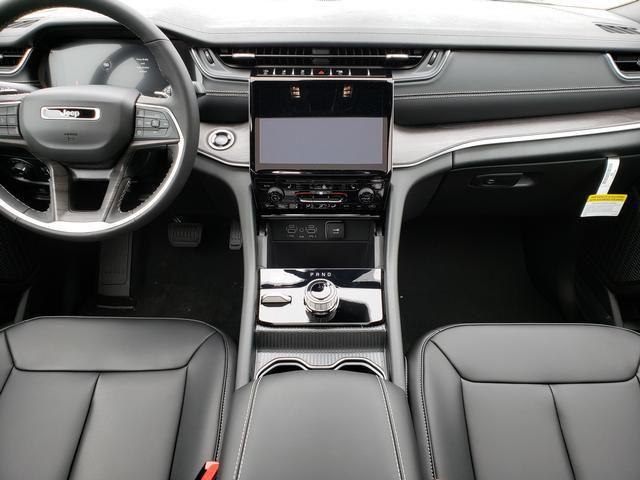 new 2025 Jeep Grand Cherokee L car, priced at $52,258