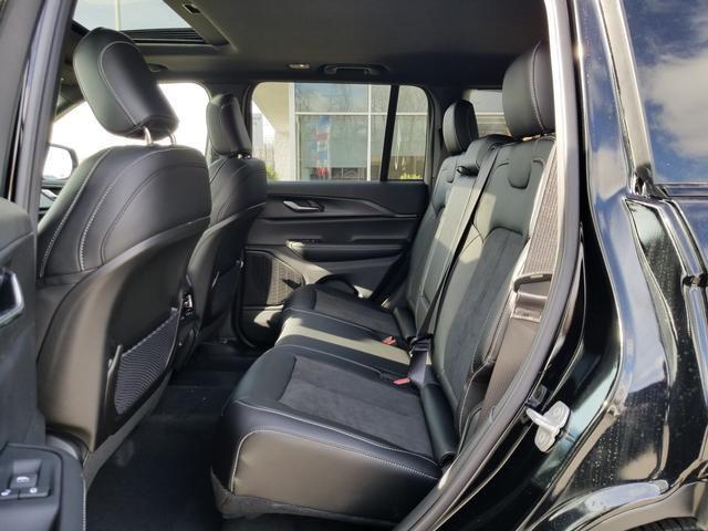 new 2025 Jeep Grand Cherokee car, priced at $46,063