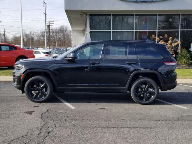 new 2025 Jeep Grand Cherokee car, priced at $46,063