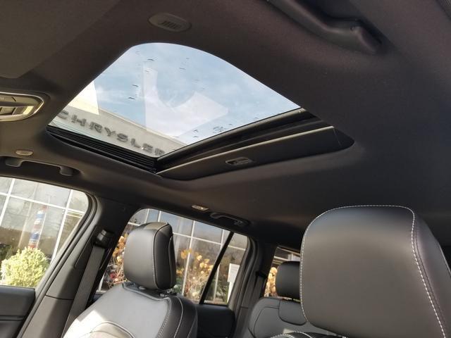 new 2025 Jeep Grand Cherokee car, priced at $46,063