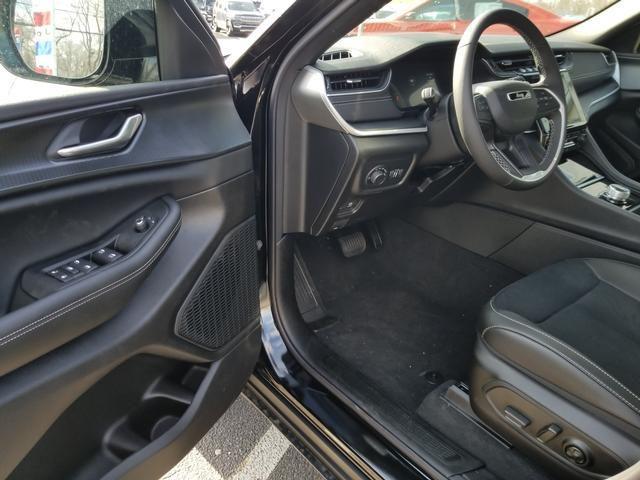 new 2025 Jeep Grand Cherokee car, priced at $46,063