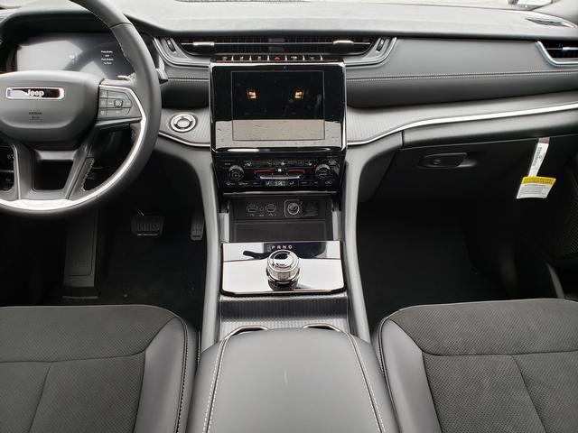 new 2025 Jeep Grand Cherokee L car, priced at $43,829