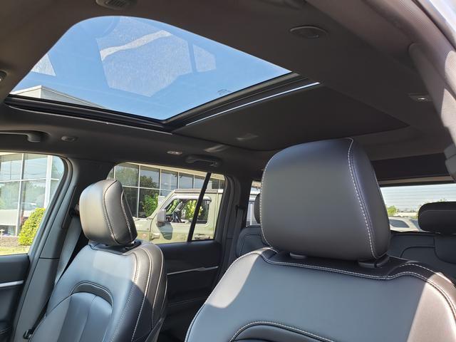 new 2025 Jeep Grand Cherokee car, priced at $45,270