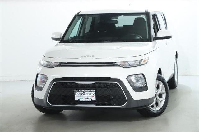 used 2022 Kia Soul car, priced at $15,956