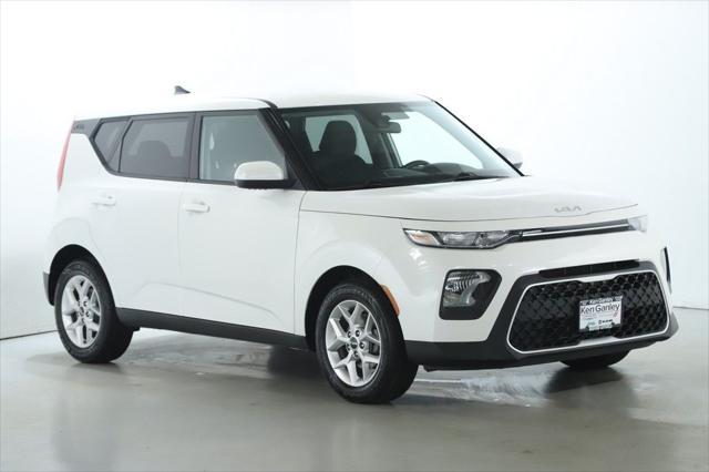 used 2022 Kia Soul car, priced at $15,956