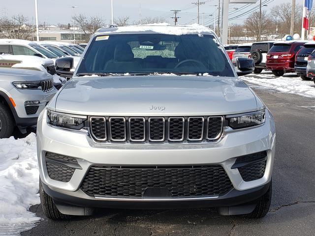 new 2025 Jeep Grand Cherokee car, priced at $39,290