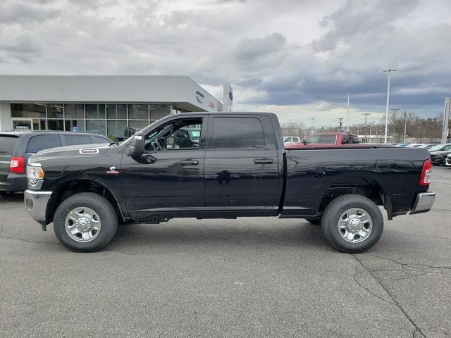 new 2024 Ram 3500 car, priced at $59,367