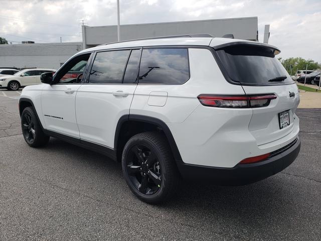 new 2024 Jeep Grand Cherokee L car, priced at $45,426