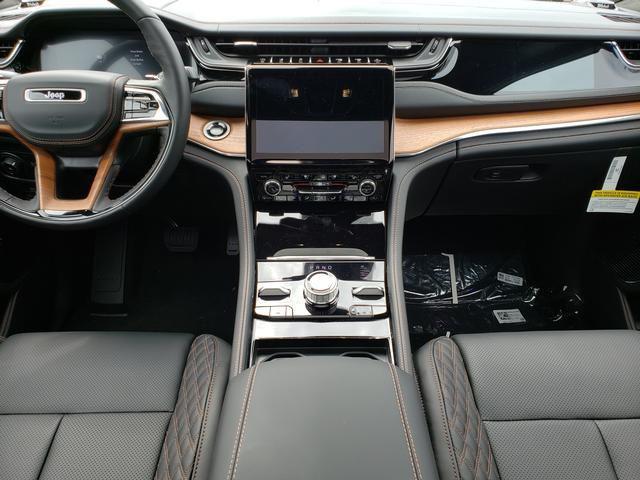 new 2025 Jeep Grand Cherokee L car, priced at $66,625