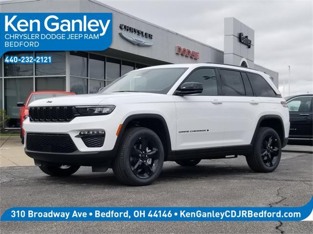 new 2025 Jeep Grand Cherokee car, priced at $44,659
