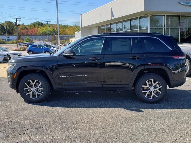 new 2025 Jeep Grand Cherokee car, priced at $39,492