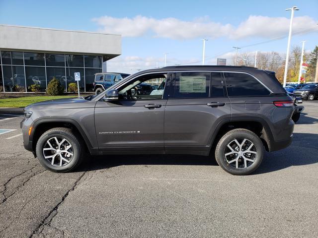 new 2025 Jeep Grand Cherokee car