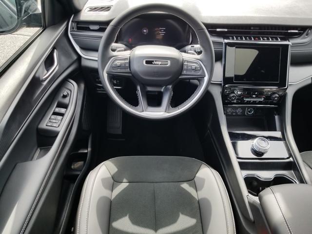 new 2025 Jeep Grand Cherokee L car, priced at $44,365