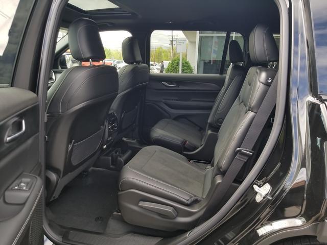 new 2025 Jeep Grand Cherokee L car, priced at $44,365
