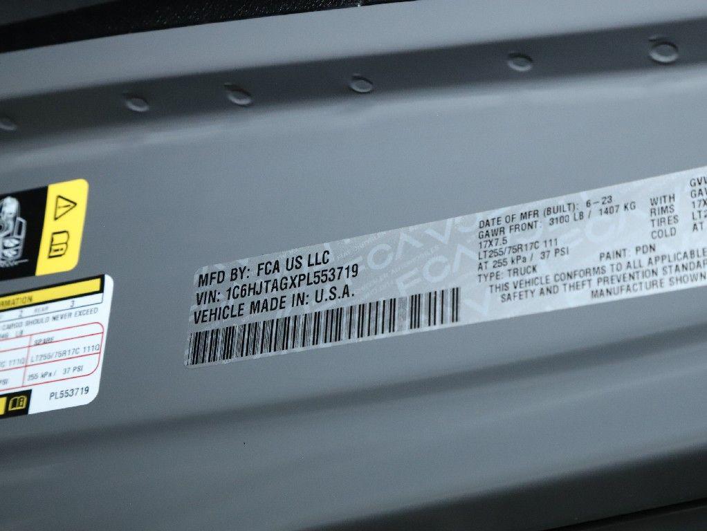 used 2023 Jeep Gladiator car, priced at $33,796